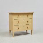 1387 8185 CHEST OF DRAWERS
